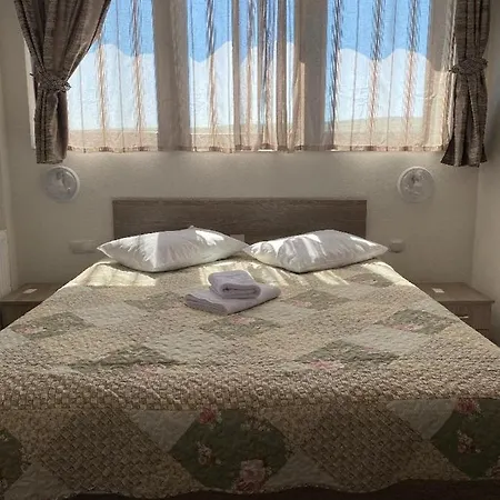 Guest house Pensiunea Eden